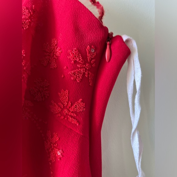 Vintage Dollar Red Formal/Prom Sequin Slit Asymmetrical Dress - Picture 5 of 16